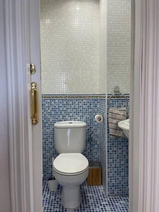Cal Salmare Seafront Apartment With Rooftop Terrace And Pool Calafell Dış mekan fotoğraf